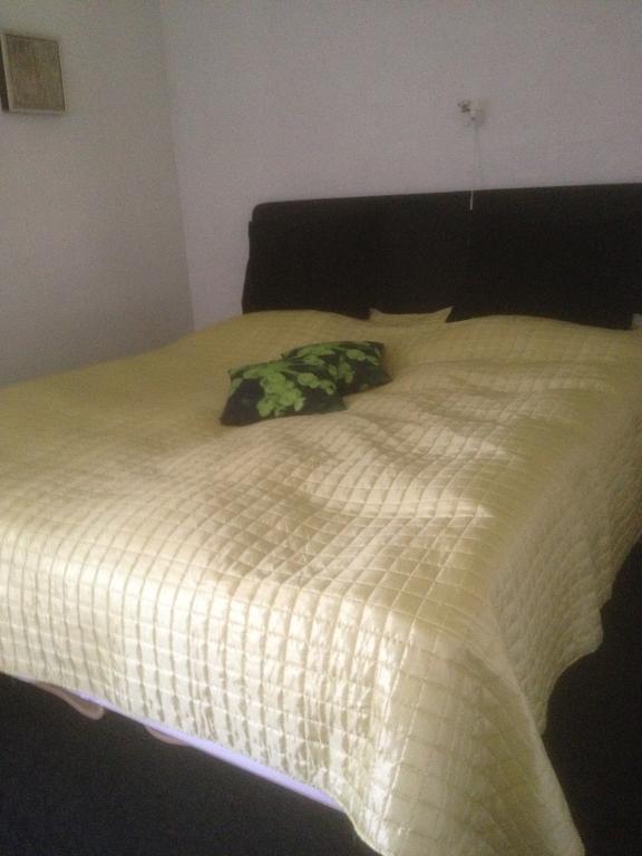 Give Bed & Breakfast Room photo